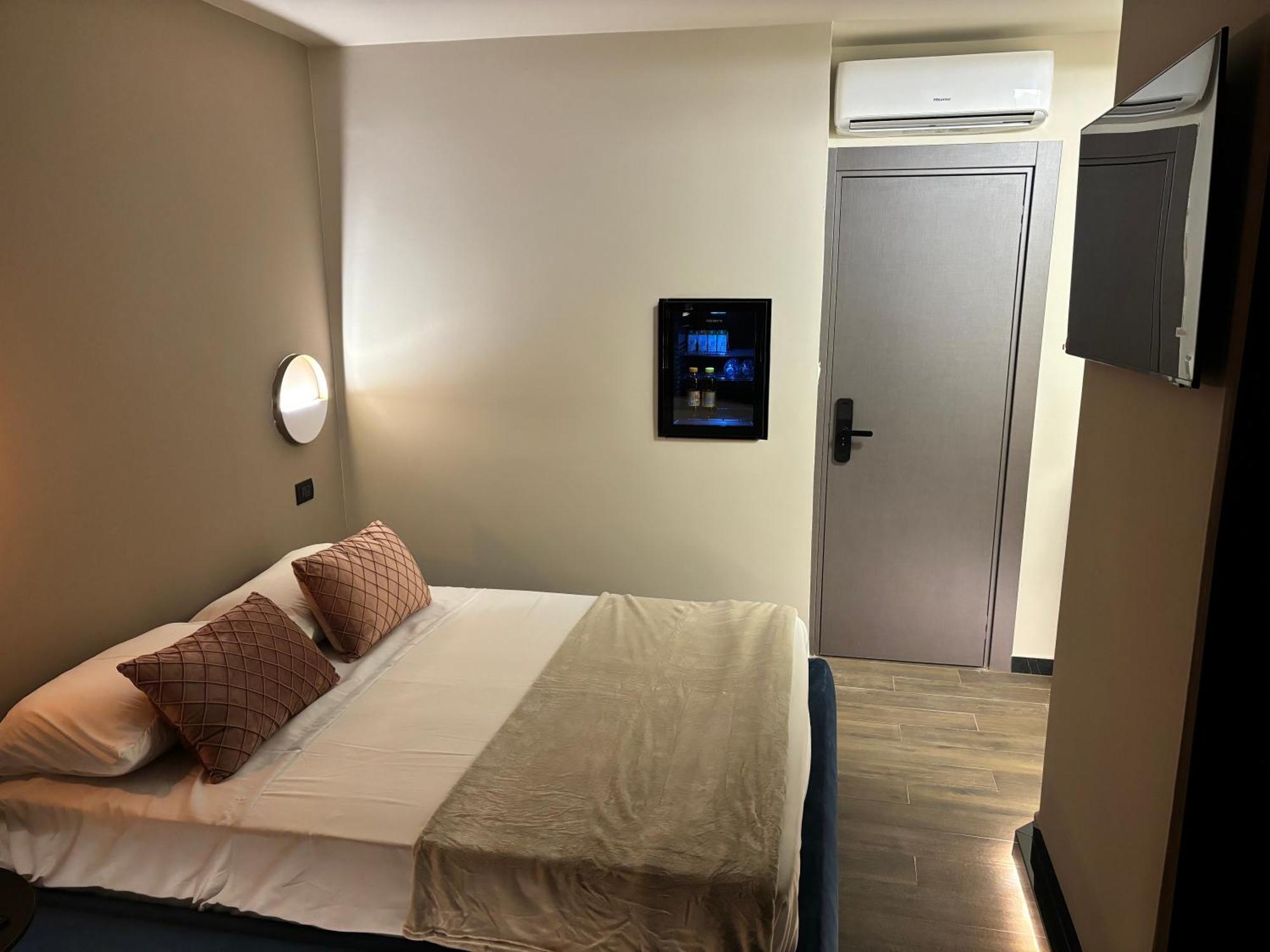 Cbh Sicitaly Group Bed & Breakfast อาชิ กัสเตลโล ภายนอก รูปภาพ
