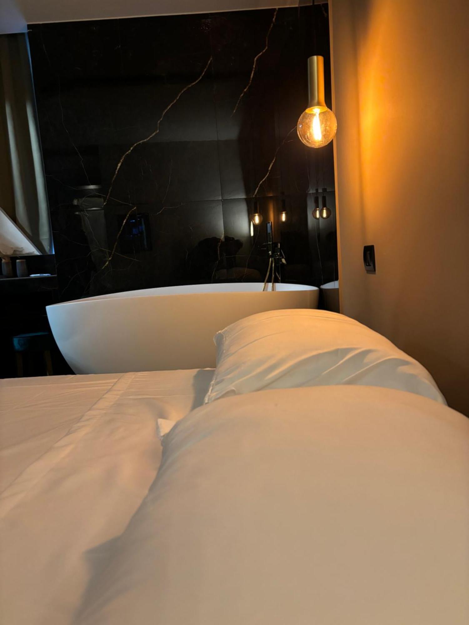 Cbh Sicitaly Group Bed & Breakfast อาชิ กัสเตลโล ภายนอก รูปภาพ